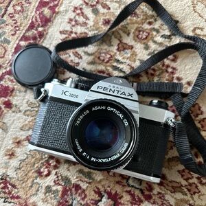 Pentax K1000 with 50mm - mint condition, with samples